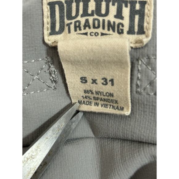 Duluth Trading Co Womens Size S x 31 Grey 40 Grit Flex Twill Bib Overalls Garden - Picture 4 of 11